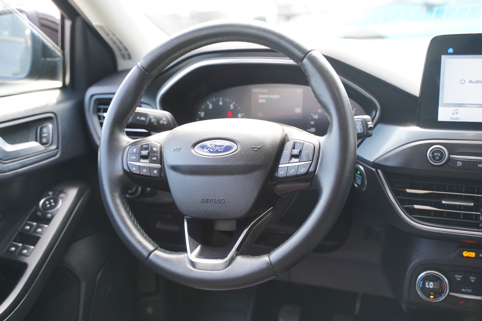 Billede af Ford Focus 1,0 EcoBoost Active Business stc.