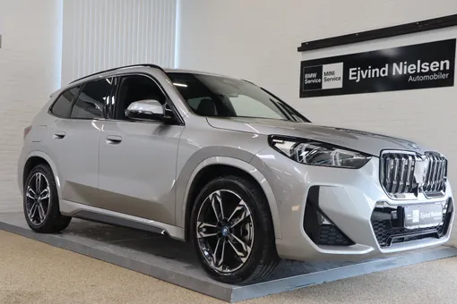 BMW iX1 xDrive30 M-Sport