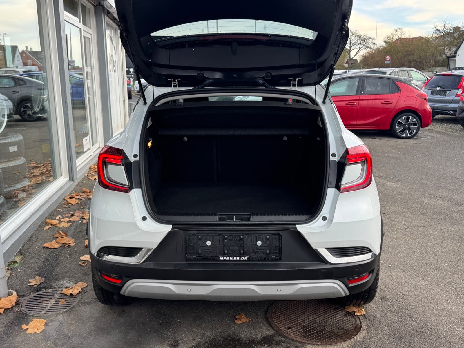 Billede af Renault Captur 1,6 E-Tech Intens