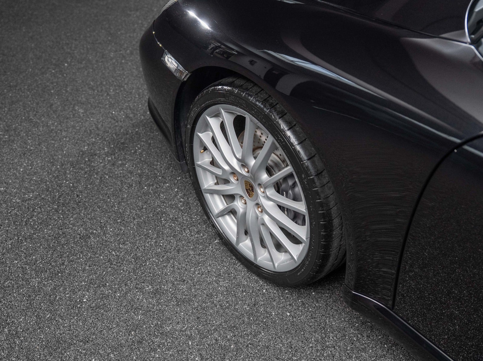 Gallery image 7 of 17