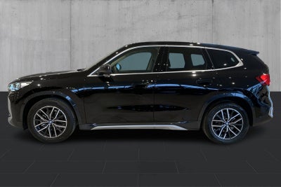 BMW iX1 eDrive20 X-Line - 1
