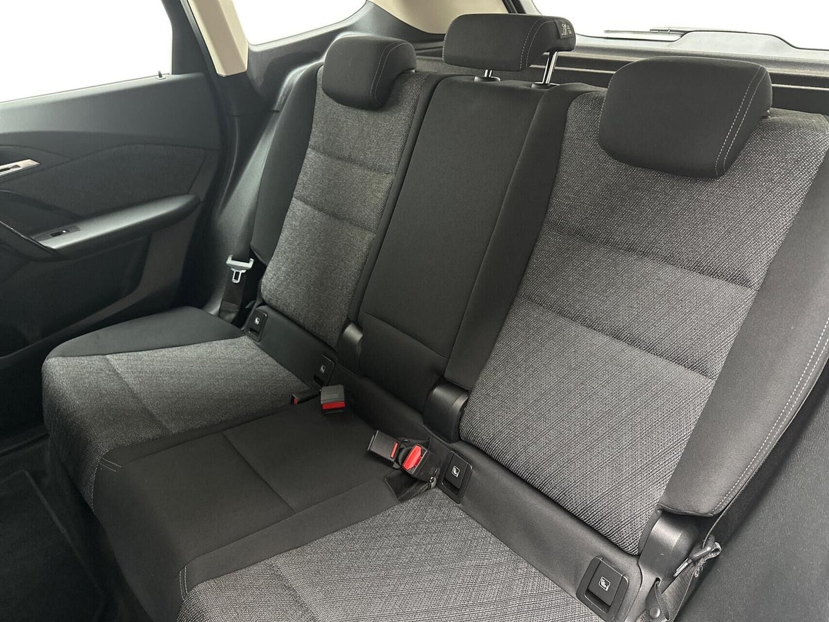 BMW iX1 xDrive30 billede 12