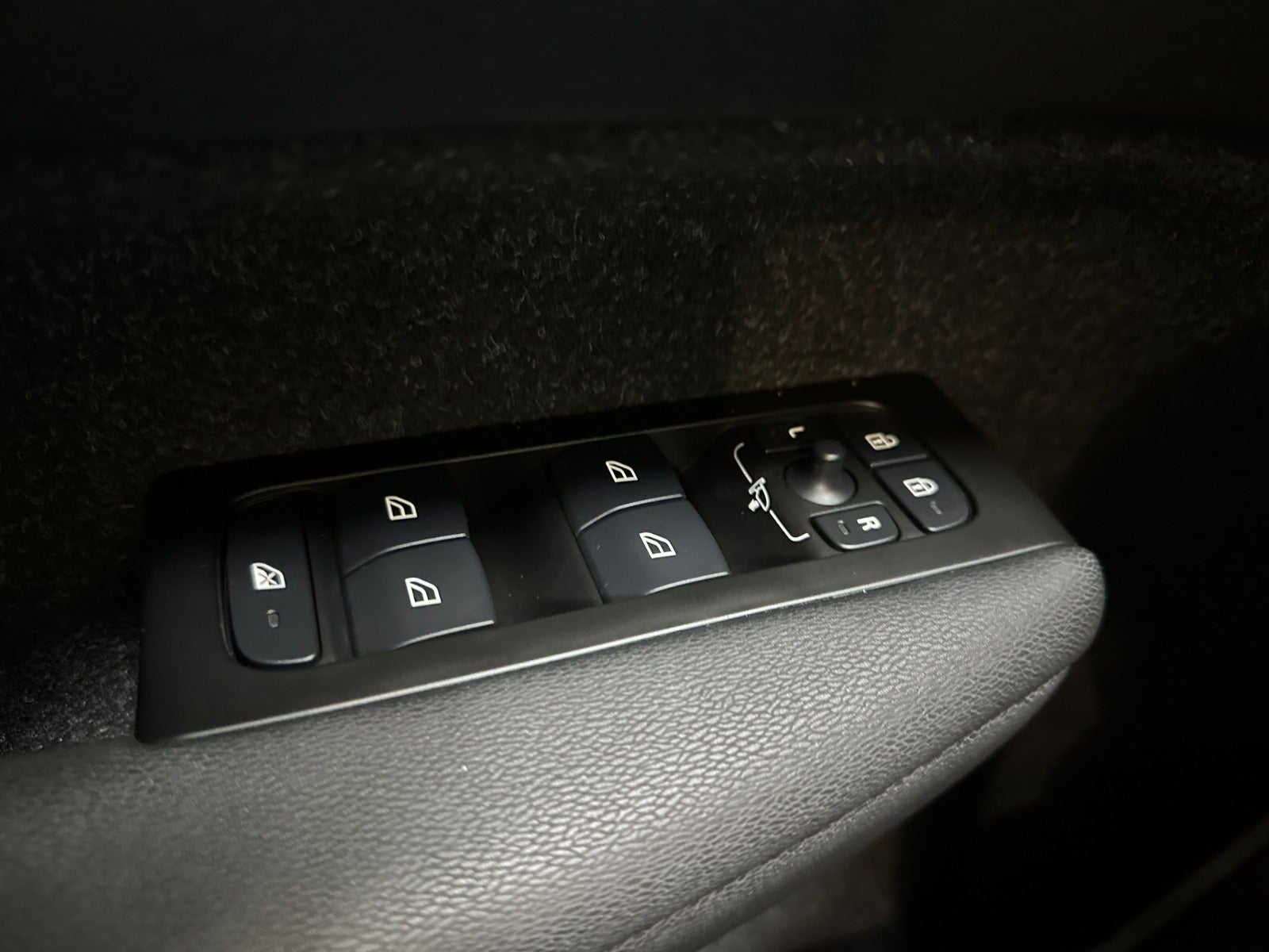 Billede af Volvo XC40  P8 ReCharge Twin R-Design