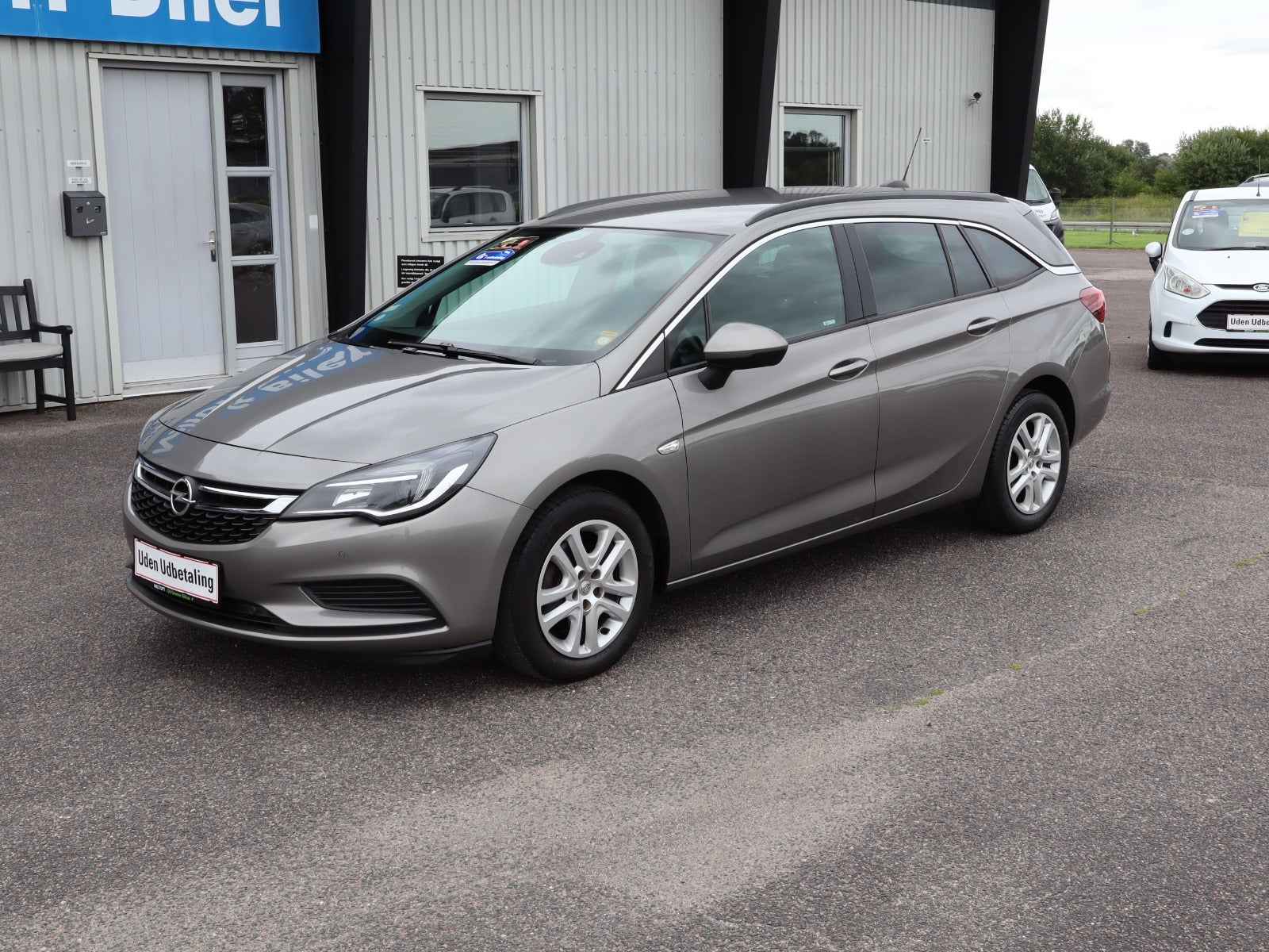 Billede af Opel Astra 1,6 CDTi 110 Business Sports Tourer