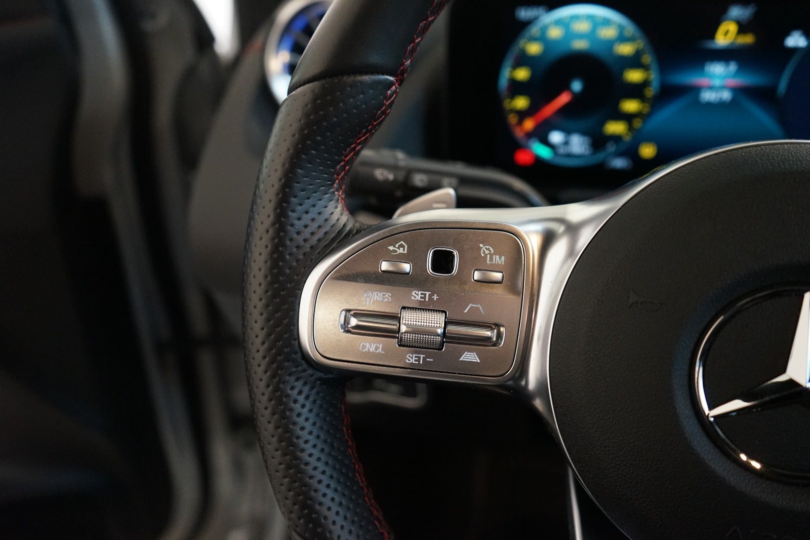 Mercedes EQA250
