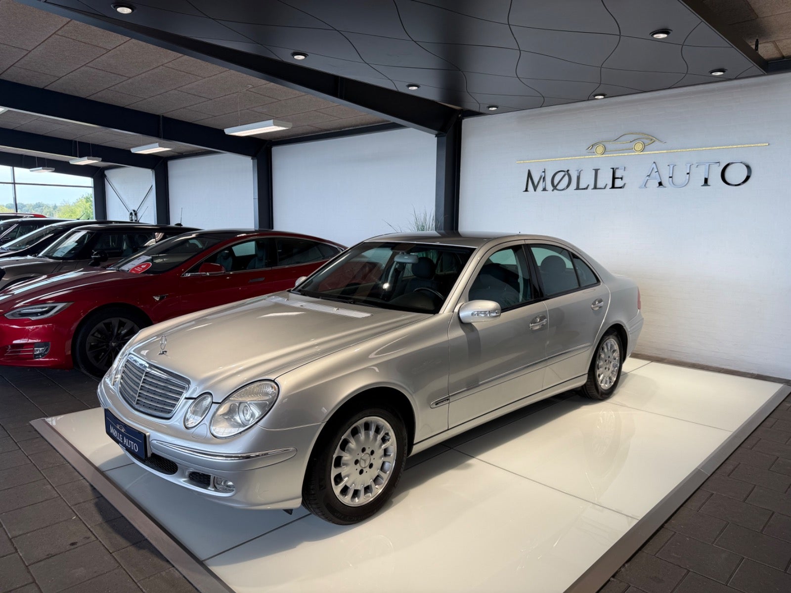 Billede af Mercedes E240 2,6 Elegance aut.