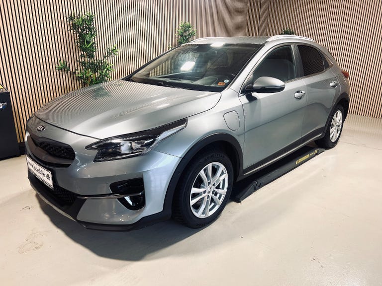 Kia XCeed PHEV Upgrade Intro DCT