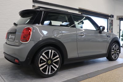 MINI Cooper SE Camden Edition