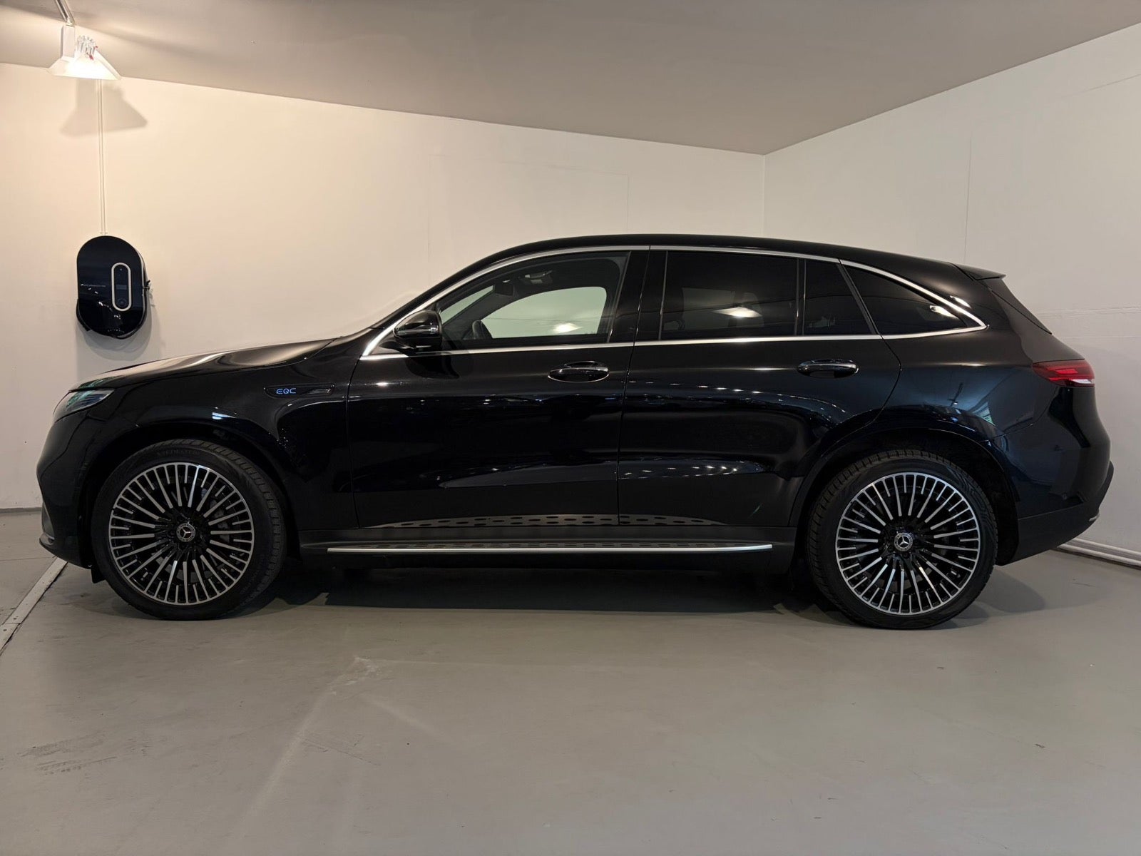 Mercedes – EQC400