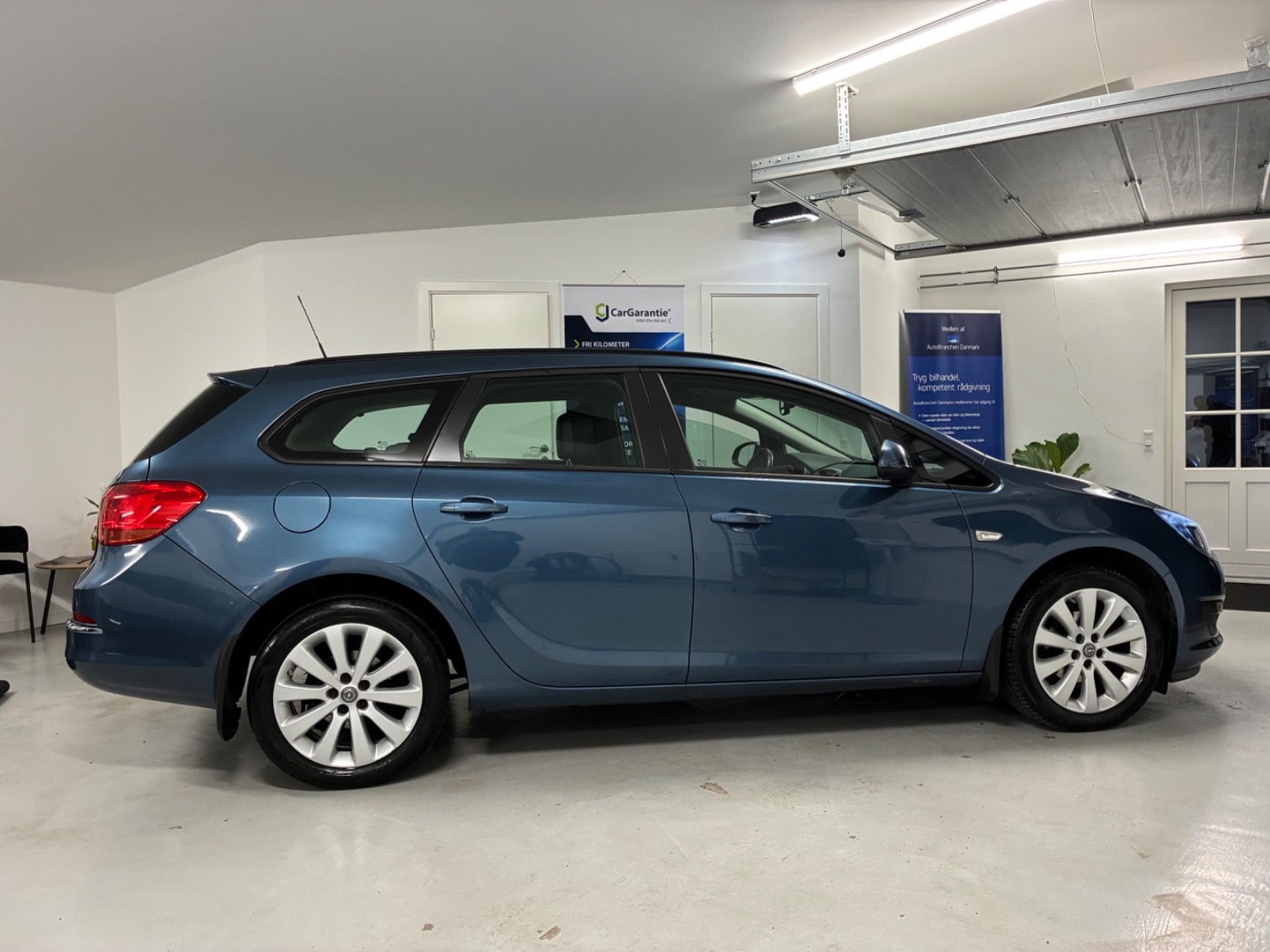 Billede af Opel Astra 1,4 T 140 Enjoy Sports Tourer aut.