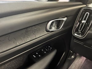 Volvo EX40 Standard Range Plus