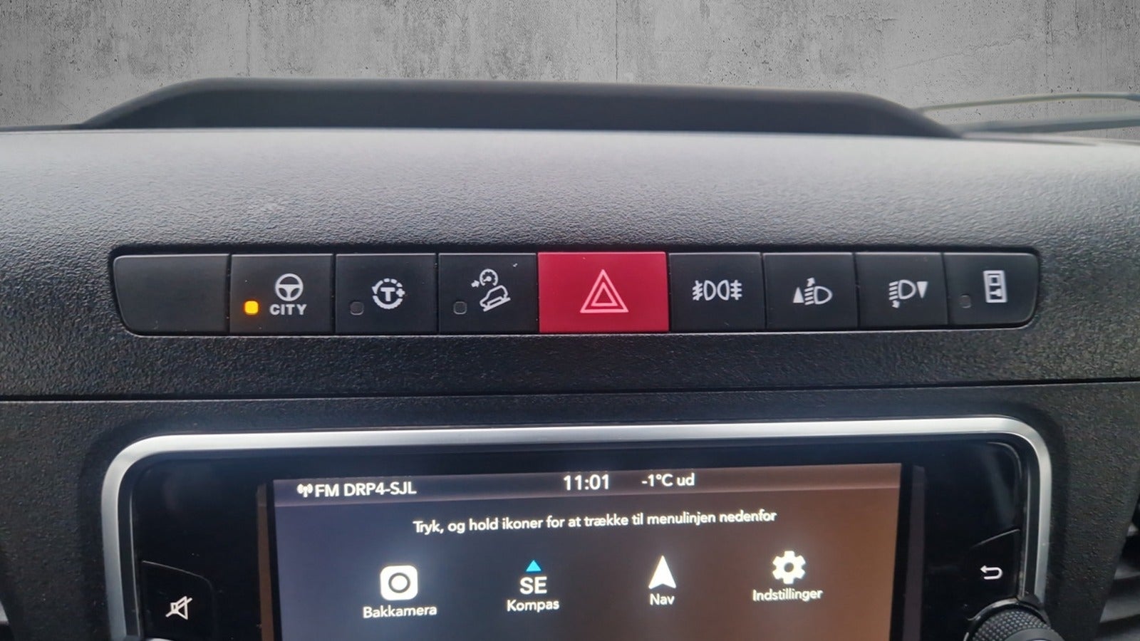 Billede af Iveco Daily 3,0 35S18 12m³ Van AG8