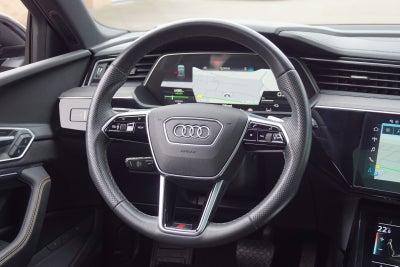 Audi e-tron Black Edition S-line quattro