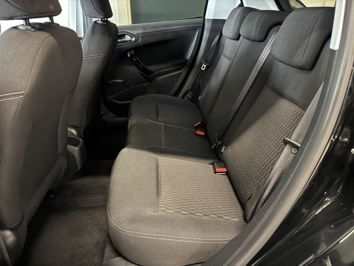 Peugeot 208 PureTech 82 Active