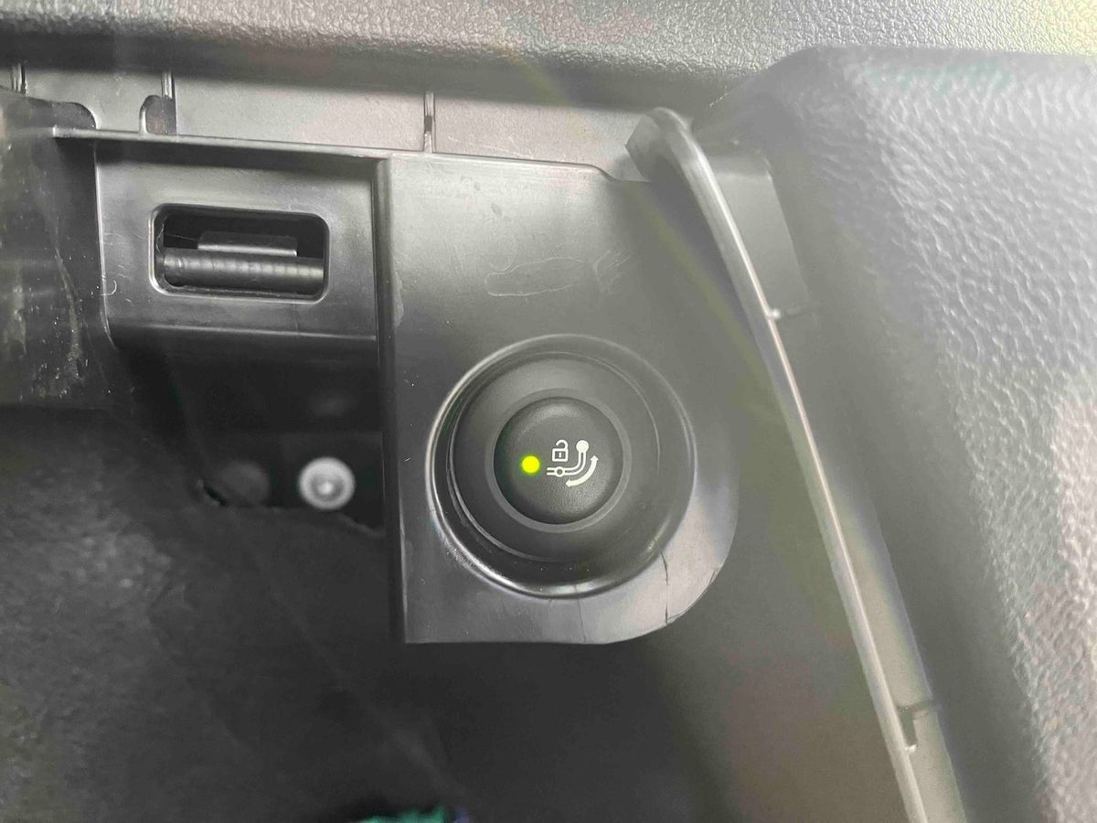 BMW iX3 Charged Plus billede 6