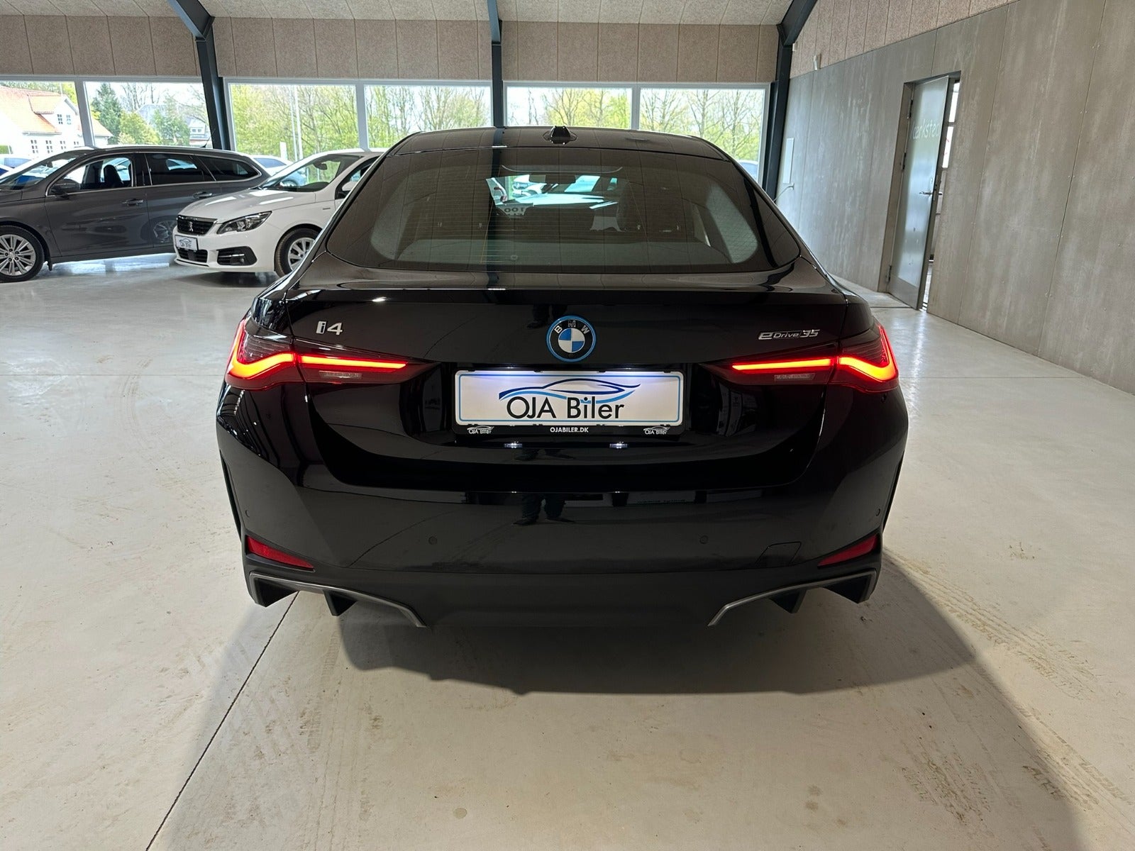 BMW i4 2023