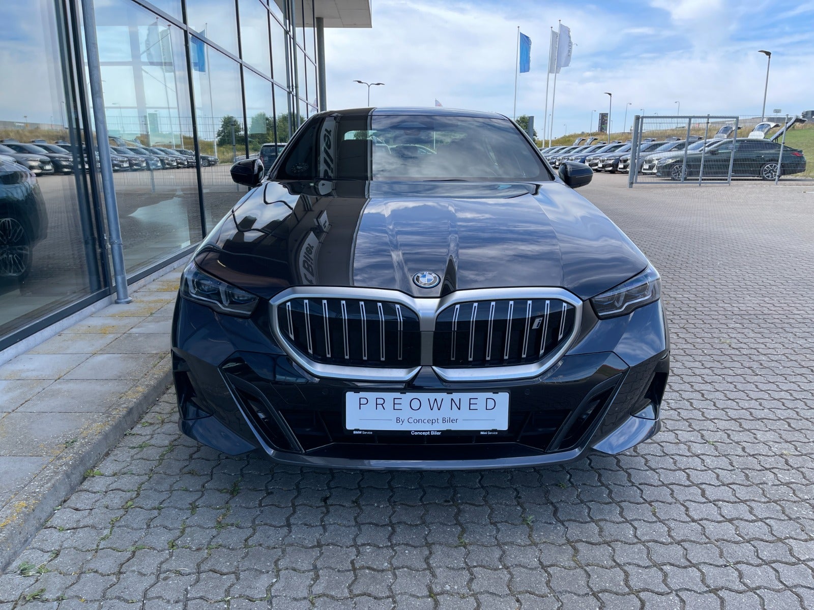 BMW i5 eDrive40 M-Sport 4d - 2