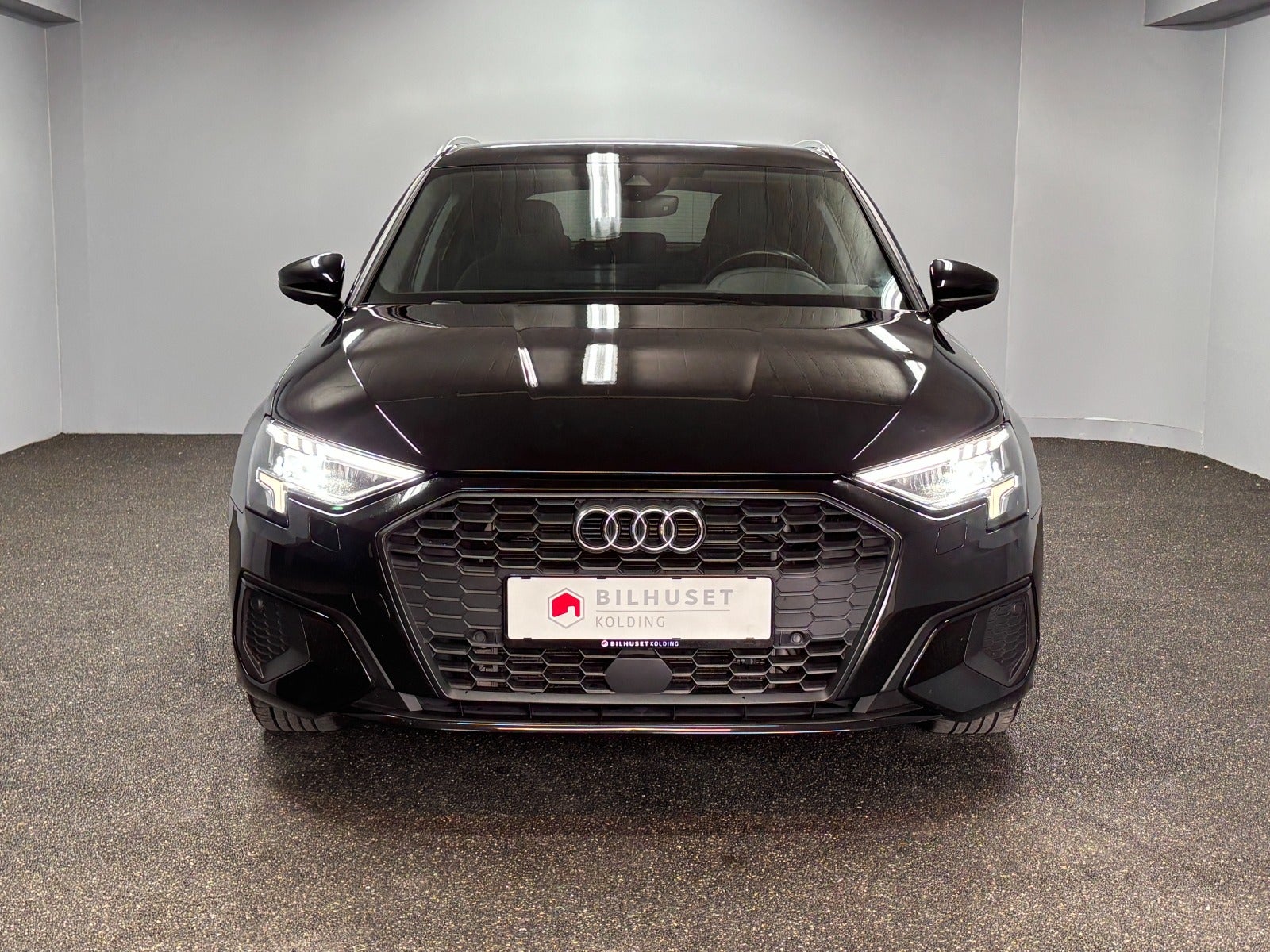 Billede af Audi A3 40 TFSi e Advanced Sportback S-tr.
