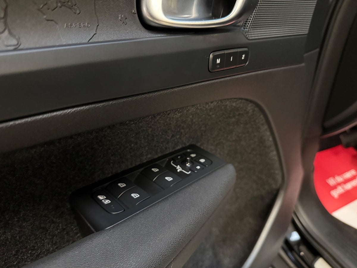 Volvo XC40 P6 ReCharge Plus