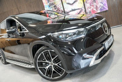 Mercedes EQE350+ SUV