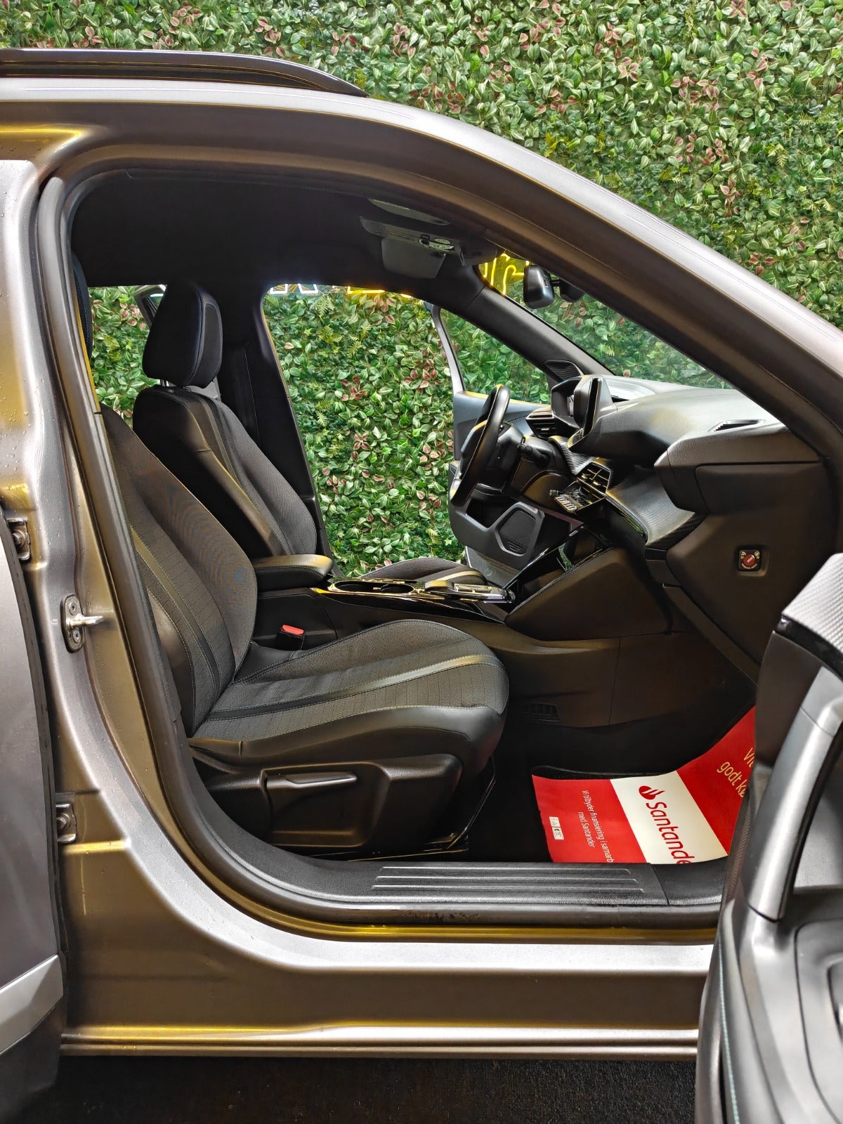 Billede af Peugeot e-2008 50 Allure
