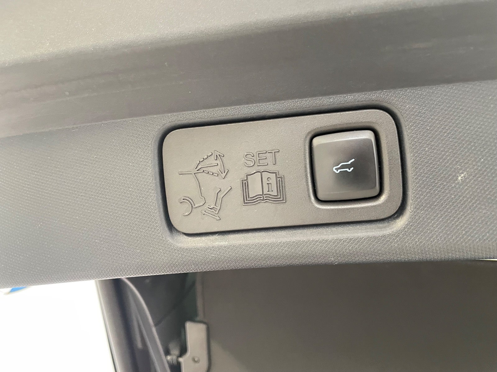 Billede af Ford Mustang Mach-E 88 Premium Extended Range