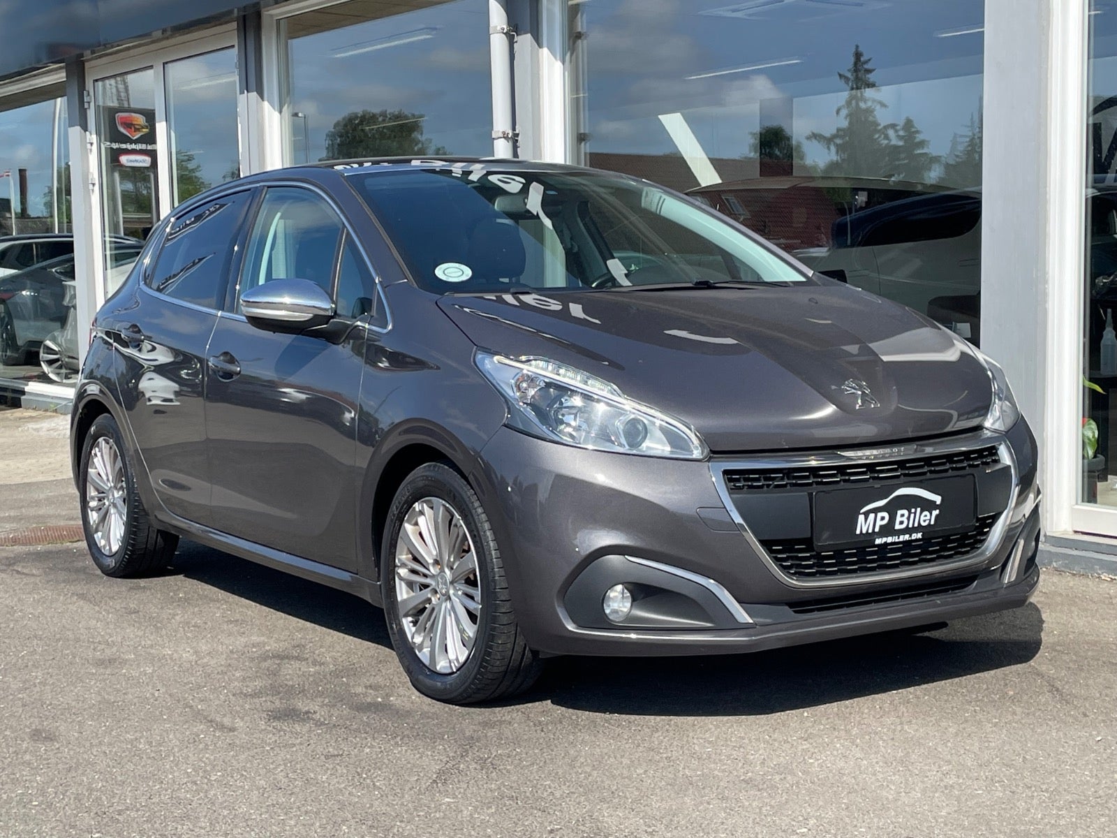 Billede af Peugeot 208 1,5 BlueHDi 100 Prestige Sky