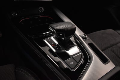 Audi A4 TDi Avant quattro S-tr.