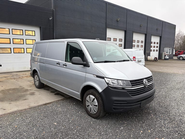 VW Transporter TDi 150 Kassevogn DSG lang