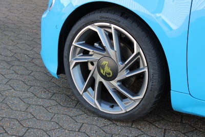 Abarth 500e Scorpionissima Cabrio