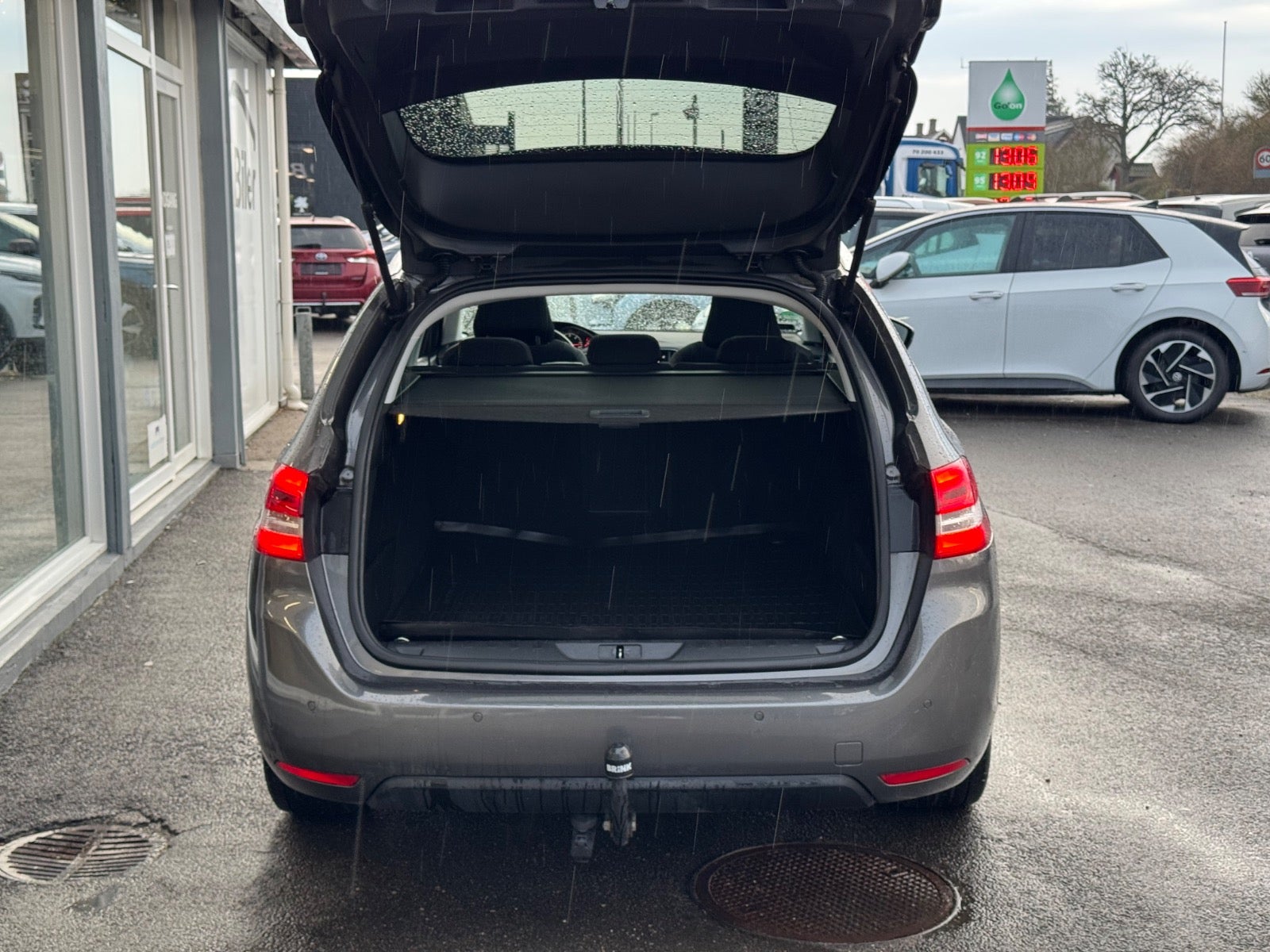 Billede af Peugeot 308 1,6 BlueHDi 120 Allure Sky SW