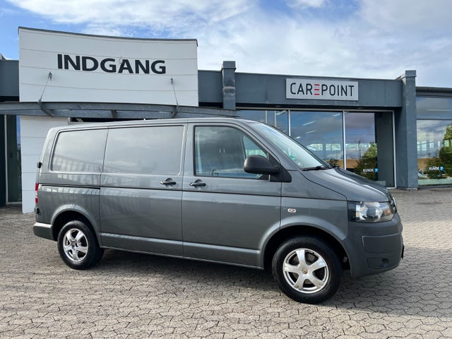 VW Transporter 2,0 TDi 84 Kassevogn kort