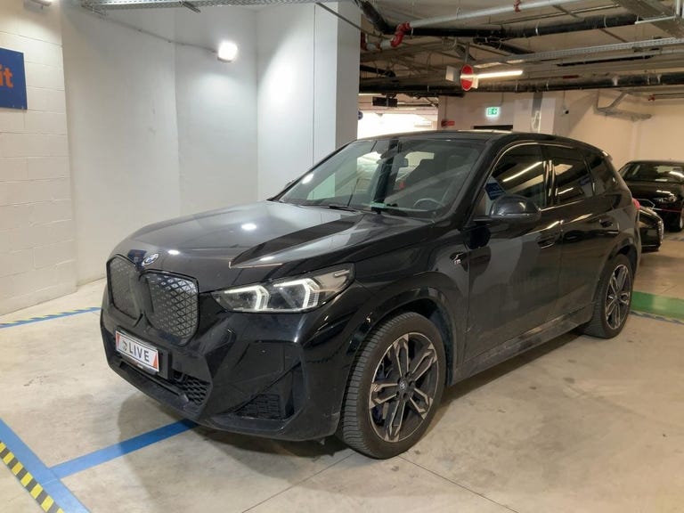 BMW iX1 eDrive20 M-Sport