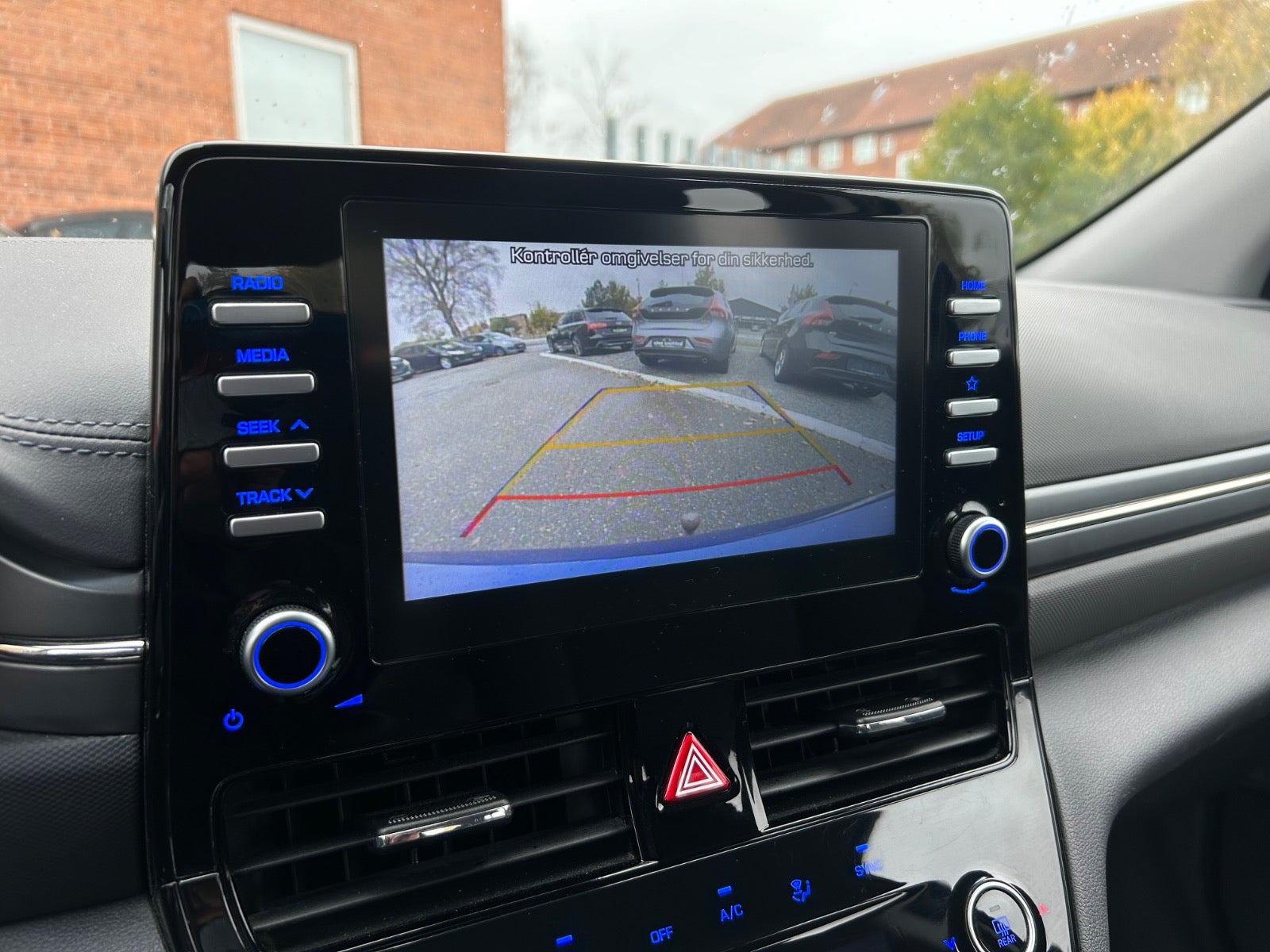 Hyundai Ioniq PHEV Trend DCT