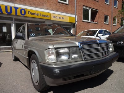 Mercedes 190 E 2,0 aut. Benzin aut. Automatgear modelår 1989 km 264000 ABS airbag centrallås servost