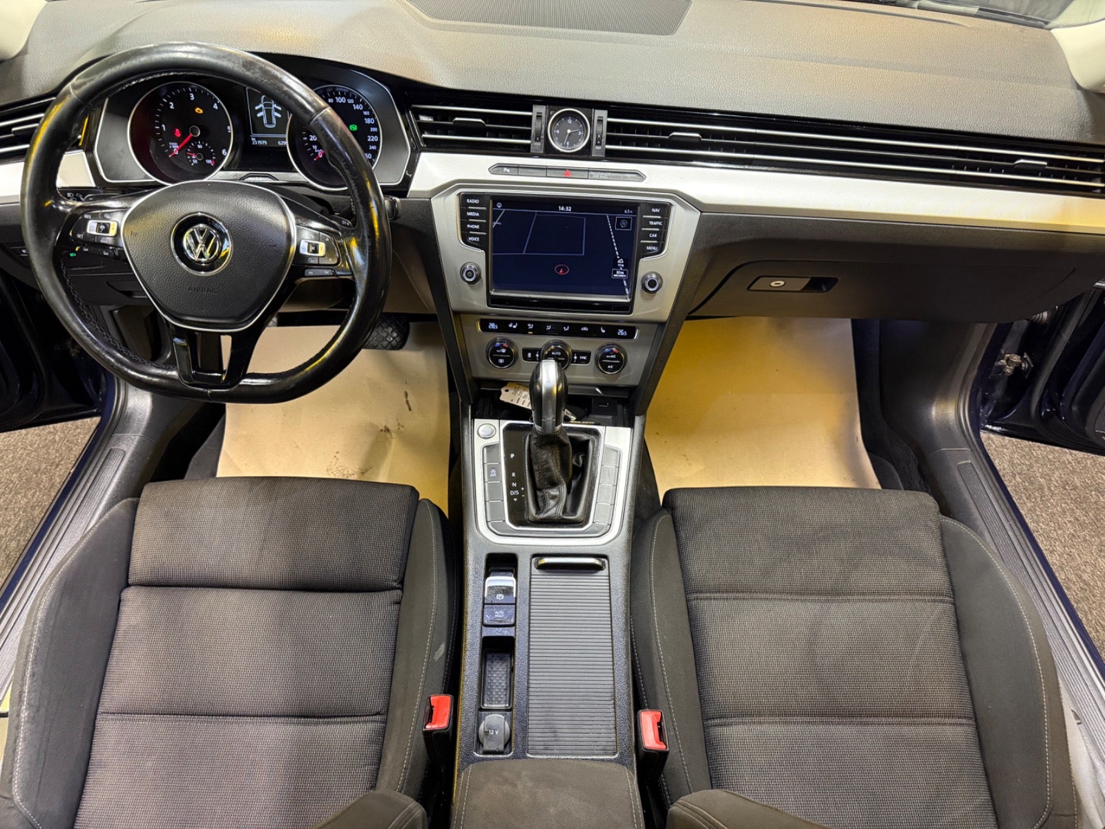 Billede af VW Passat 2,0 TDi 150 Comfortline+ Variant DSG