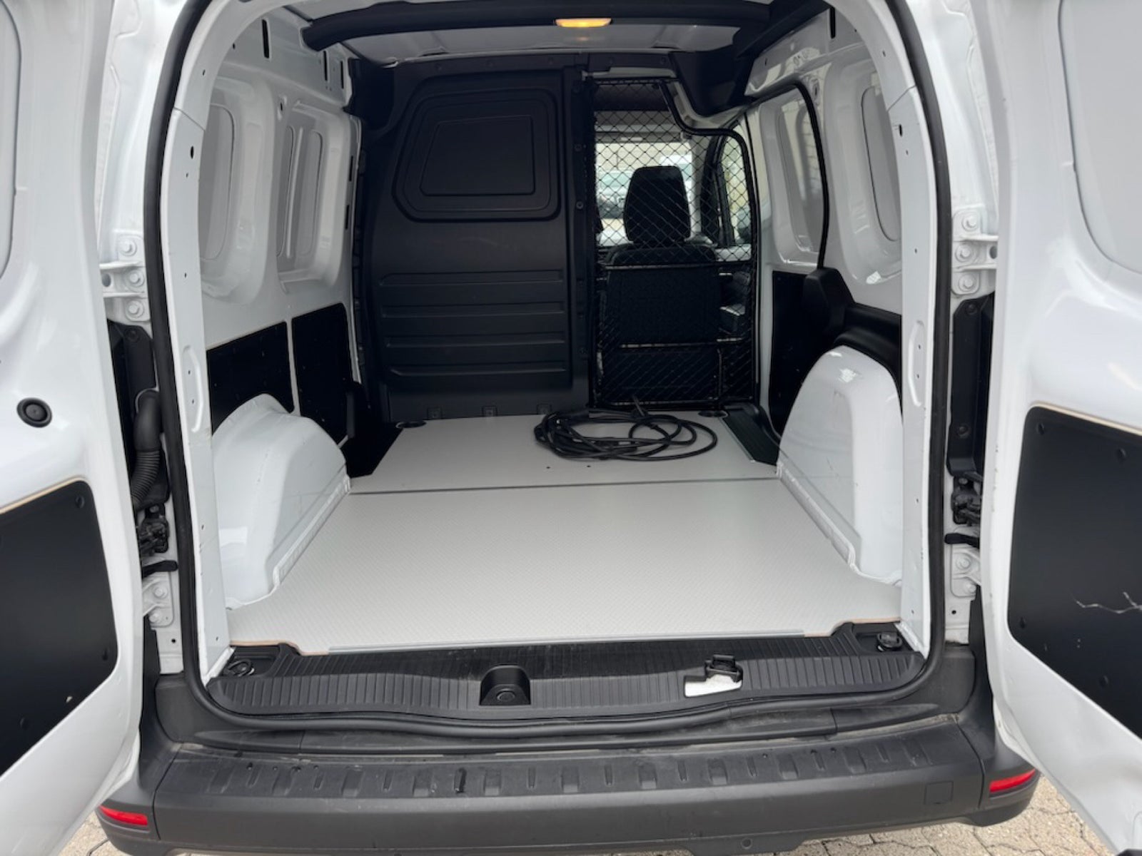 Billede af Renault Kangoo  E-Tech Open Sesame L1 Van