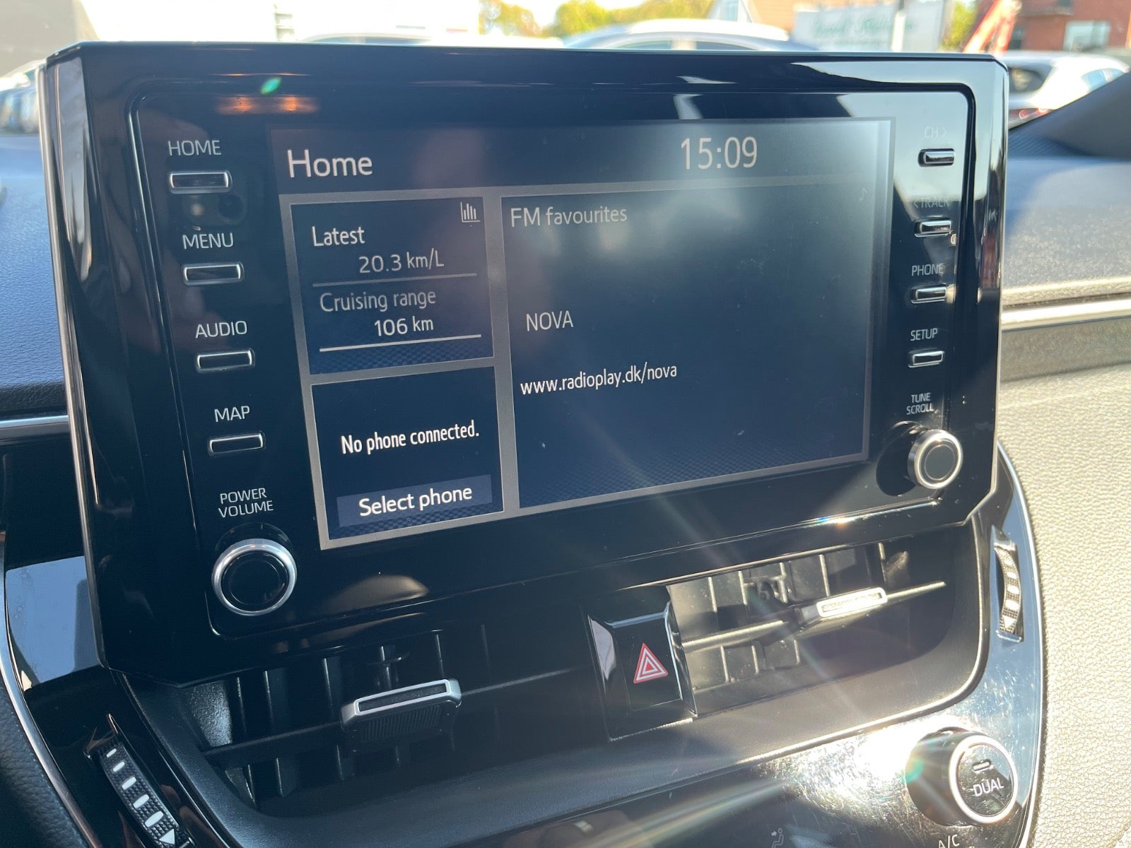 Billede af Toyota Corolla 1,8 Hybrid H3 Design Touring Sports MDS