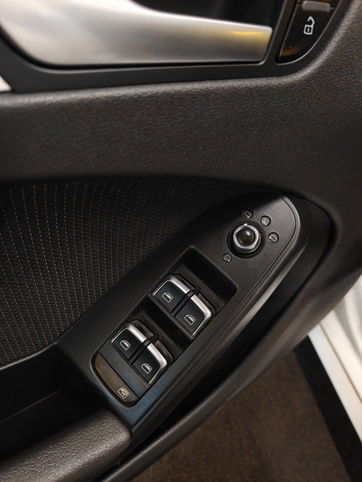 Billede af Audi A4 1,8 TFSi 170 S-line Avant Multitr.