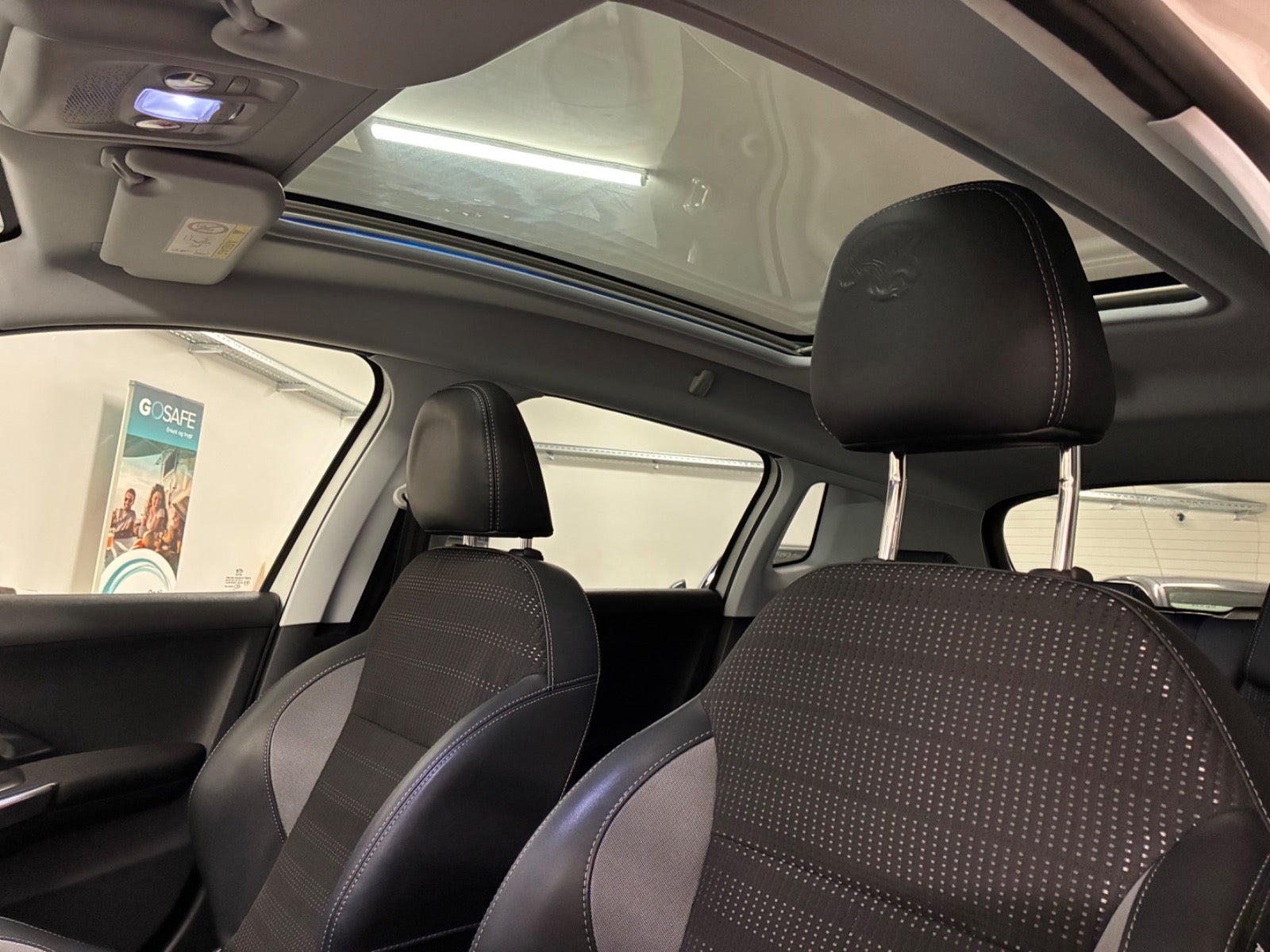 Billede af Peugeot 2008 1,2 e-THP 110 Desire Sky