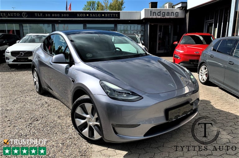 Tesla Model Y Long Range AWD