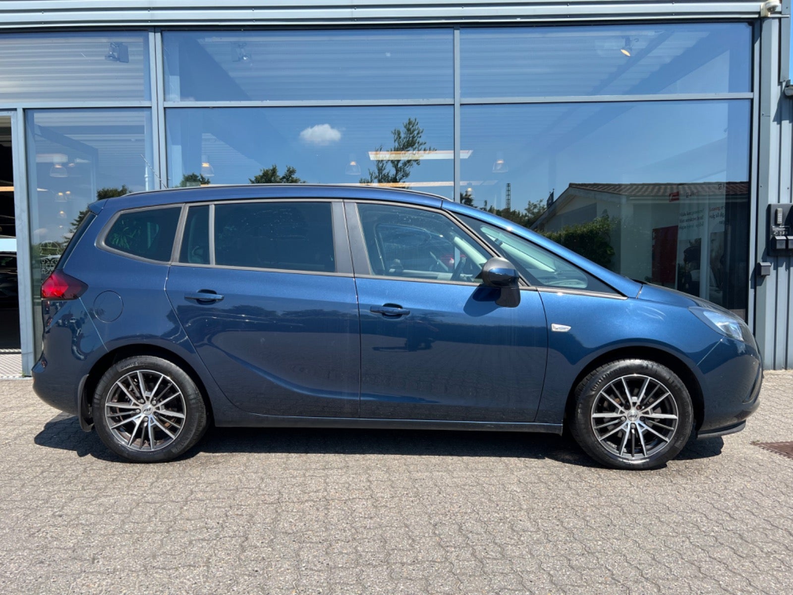 Opel Zafira Tourer 2013