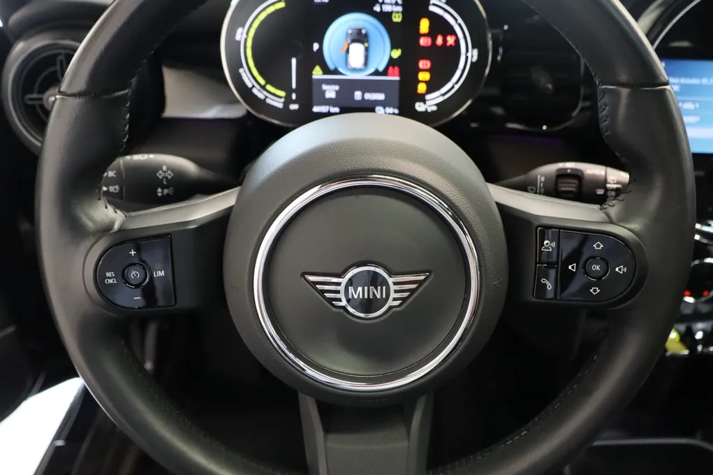 MINI Cooper SE Camden Edition