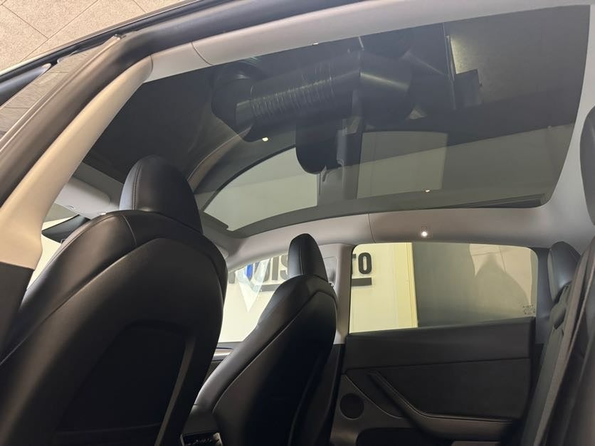 Tesla Model Y Long Range RWD