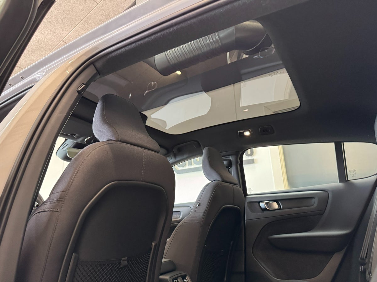 Volvo C40 P6 ReCharge Core