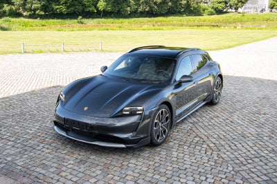 Porsche Taycan 4  Performance+ Cross Turismo 5d