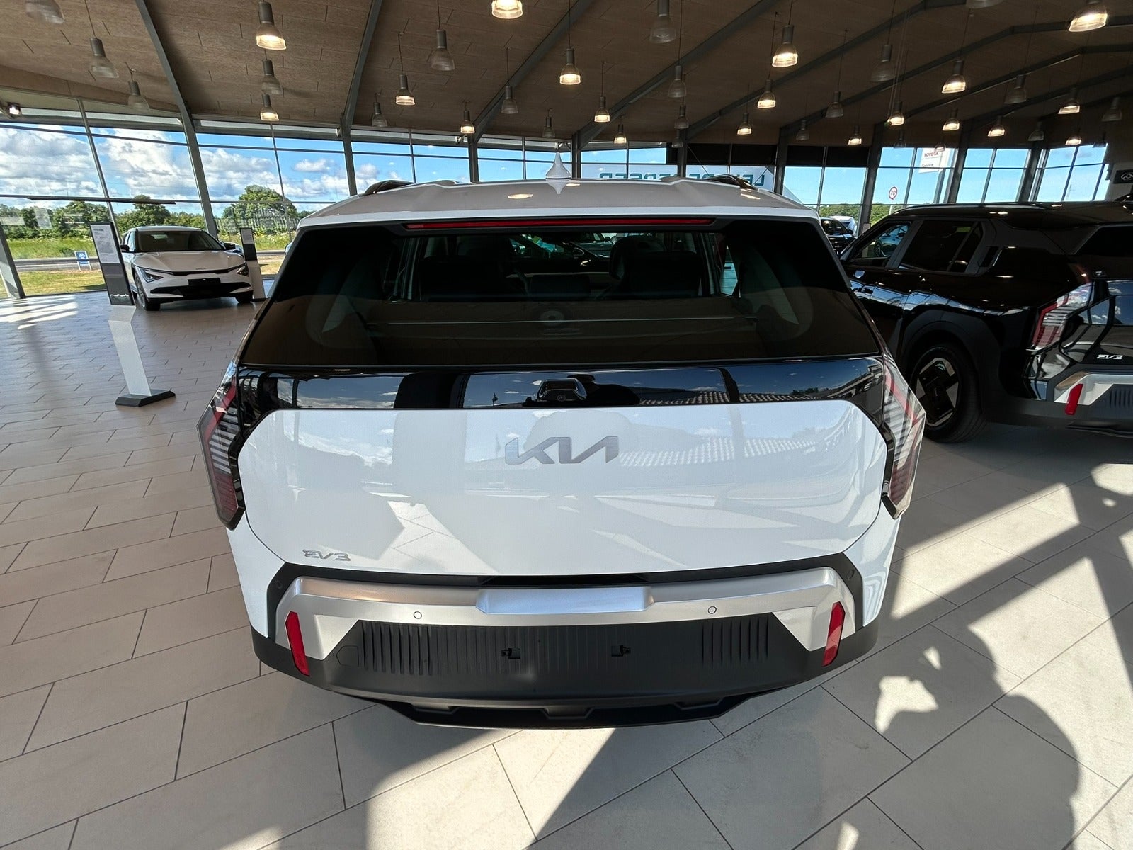 Kia EV3 Long Range Access