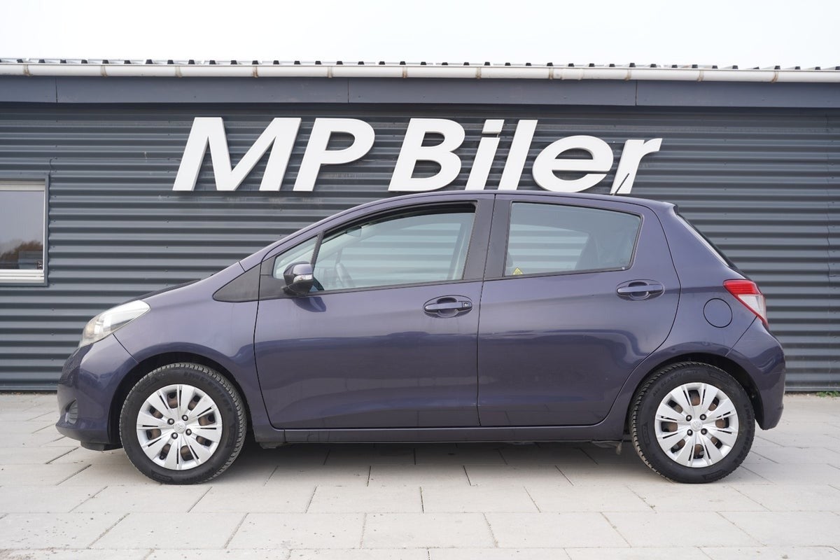 Billede af Toyota Yaris 1,3 VVT-i T2