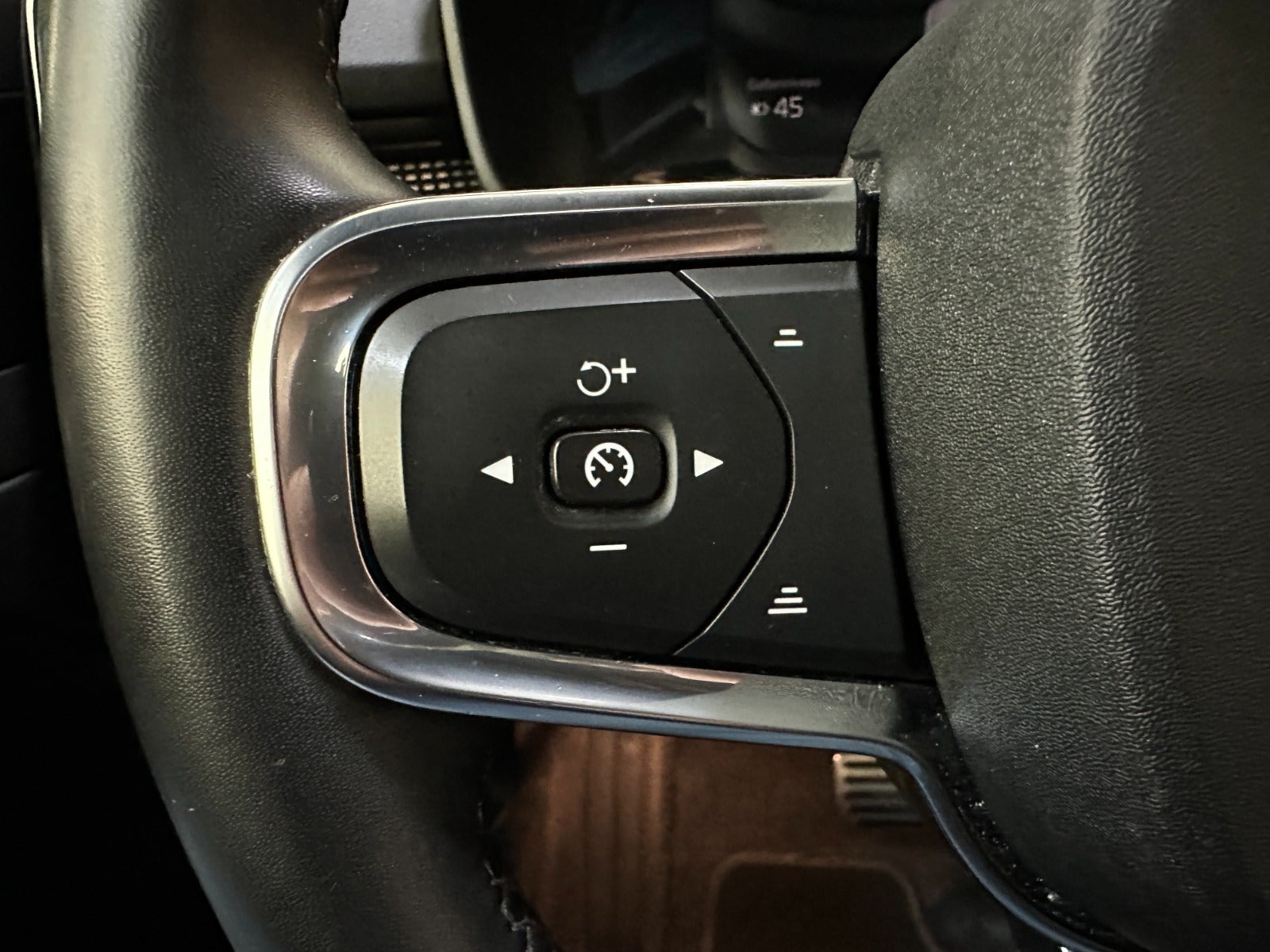 Billede af Volvo XC40  P8 ReCharge Twin Ultimate