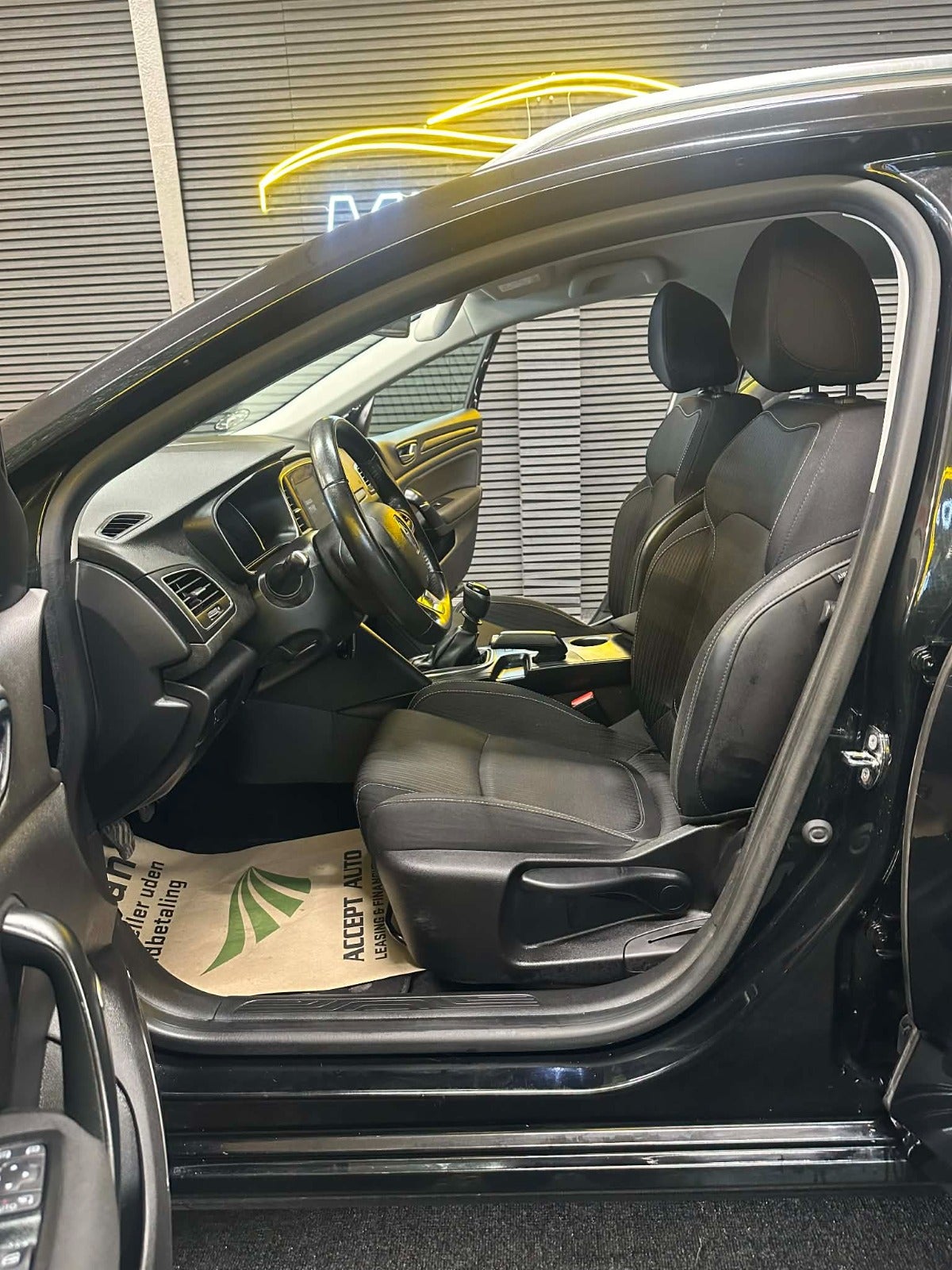 Billede af Renault Megane IV 1,2 TCe 130 Zen Sport Tourer